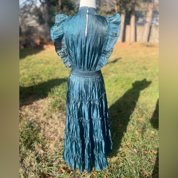 NWT Lulu's green maxi dress bridesmaid wedding guest Small shimmery - Picture 9 of 10